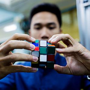 Европейский суд отказался признать бренд "кубик Рубика"